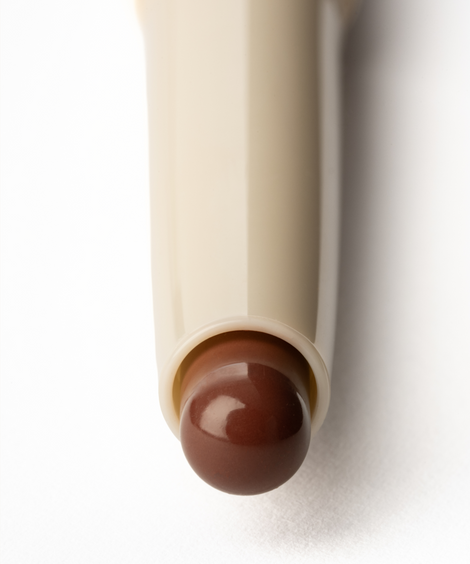 One & Done Lip Shaper | Bella OGB One & Done Lip Shaper in Bella, romige all-in-one lipliner