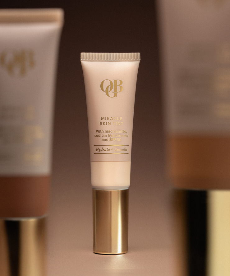 Skin But Better Set OGB Skin But Better Set, make-up set for a natural, even complexion