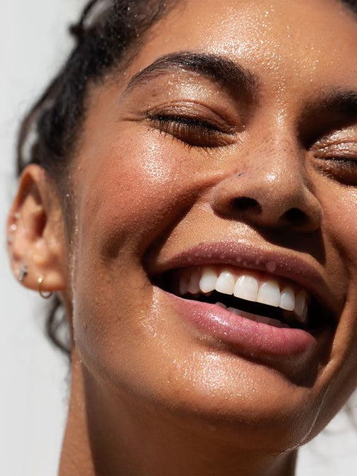 [SKIN FILES] De antwoorden op jouw meestgestelde summer skincare vragen