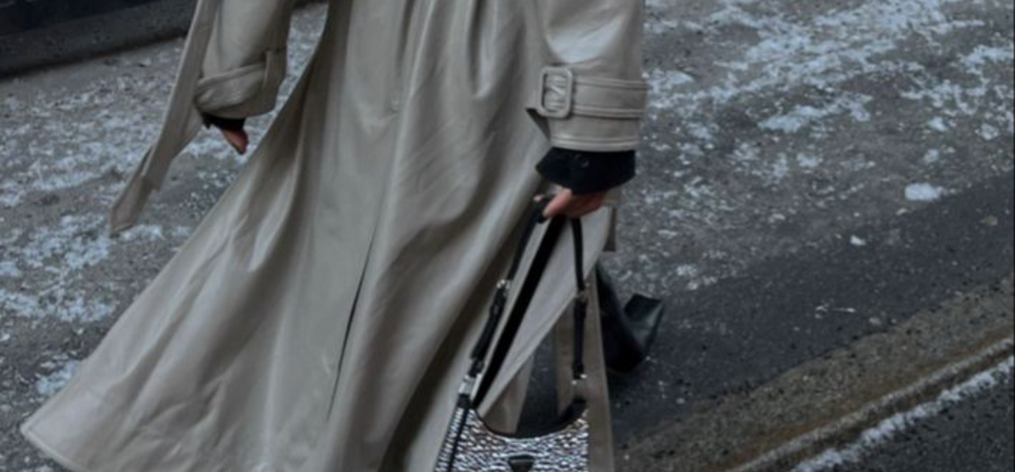 [MUCH NEEDED:] een waterproof én leuke regenjas