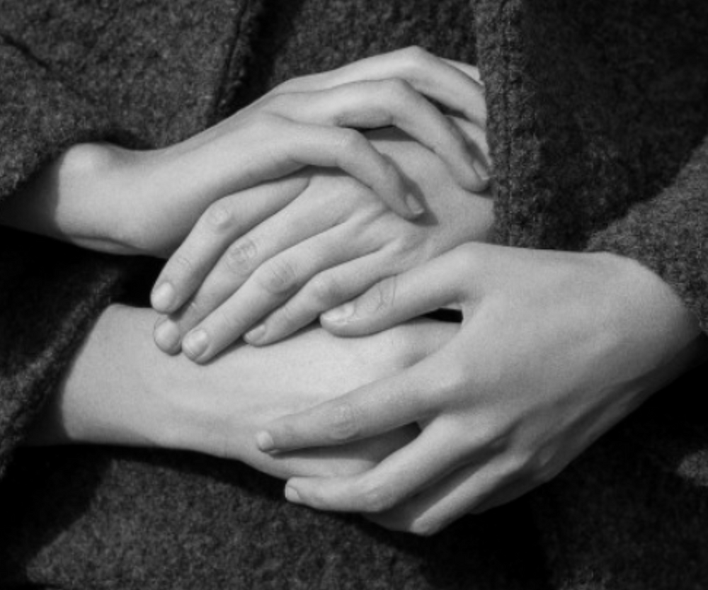 [#MEDESTANDERS] Deze concrete acties kun jij ondernemen om geweld tegen vrouwen te stoppen