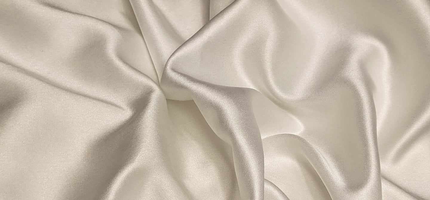 [SHINY & SILKY] Dit is waarom je nu een zijden kussensloop wil hebben