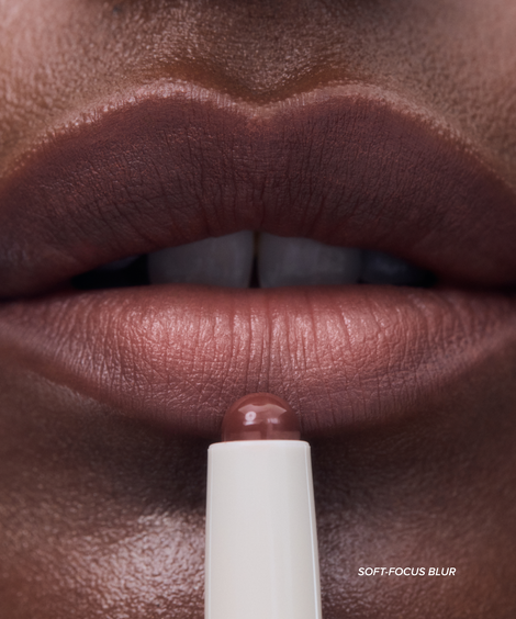 OGB One & Done Lip Shaper in Suede, romige all-in-one lipliner